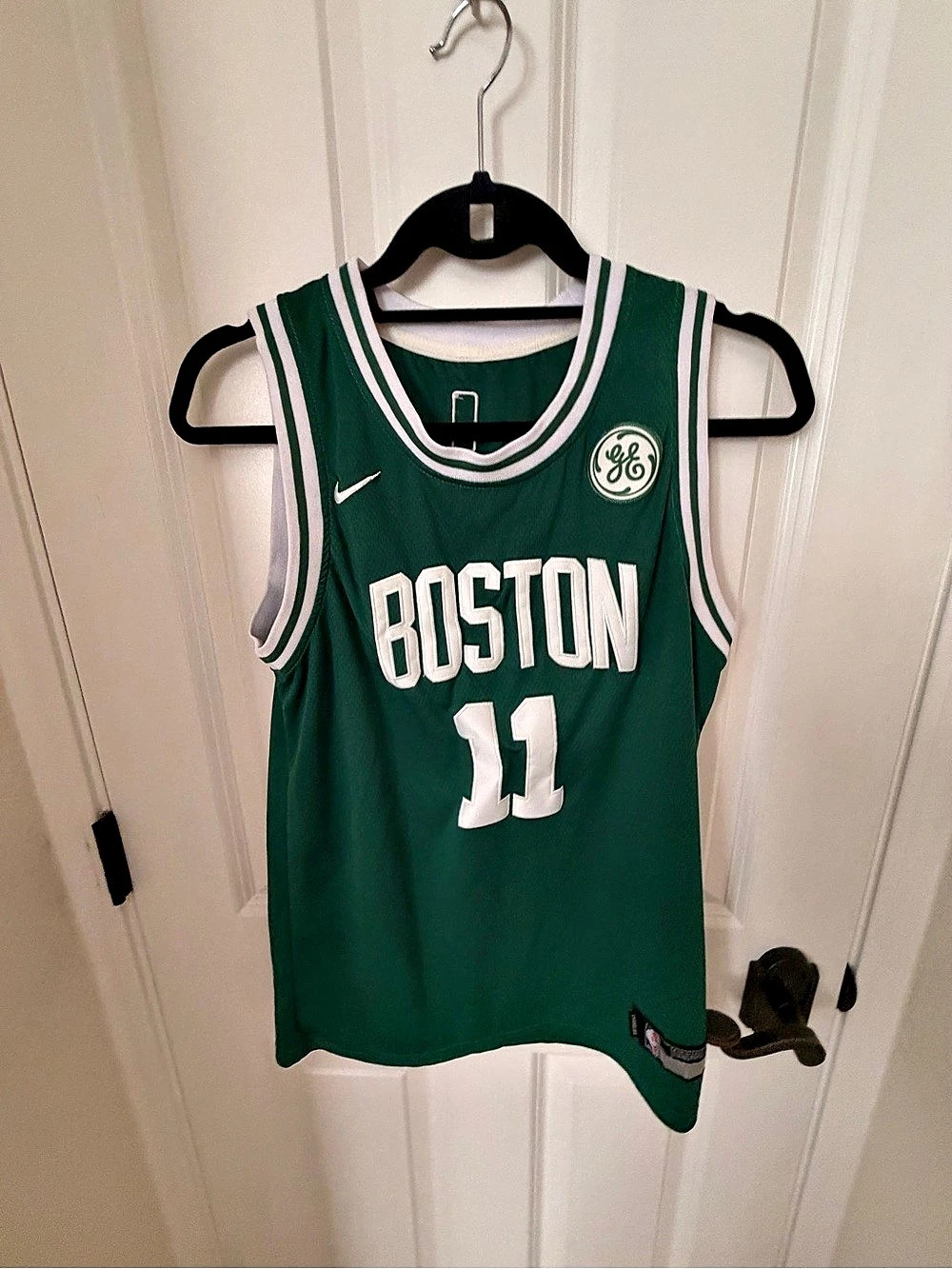 Nike Boston Celtics Kyrie Irving Nike Icon Edition Swingman Jersey #11 Jersey